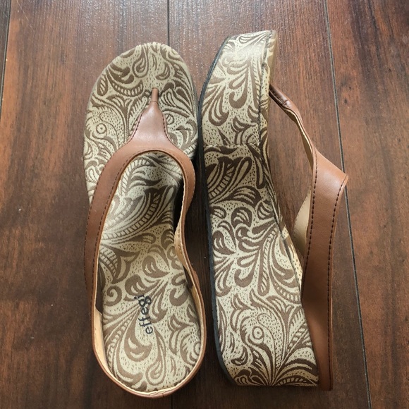 2/12 inch sandal size 7, never been  used - Picture 3 of 3